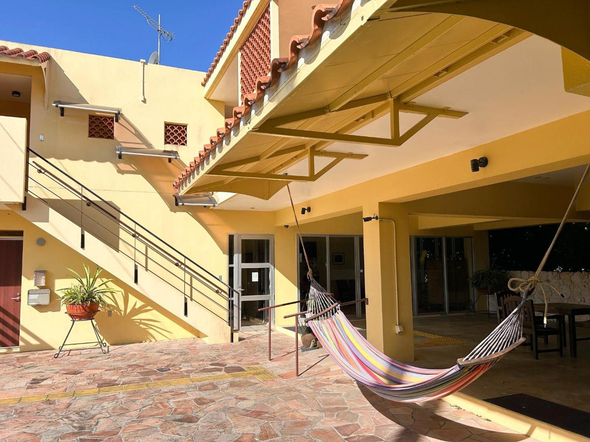 Pension Sunset Beach Накидзин Экстерьер фото