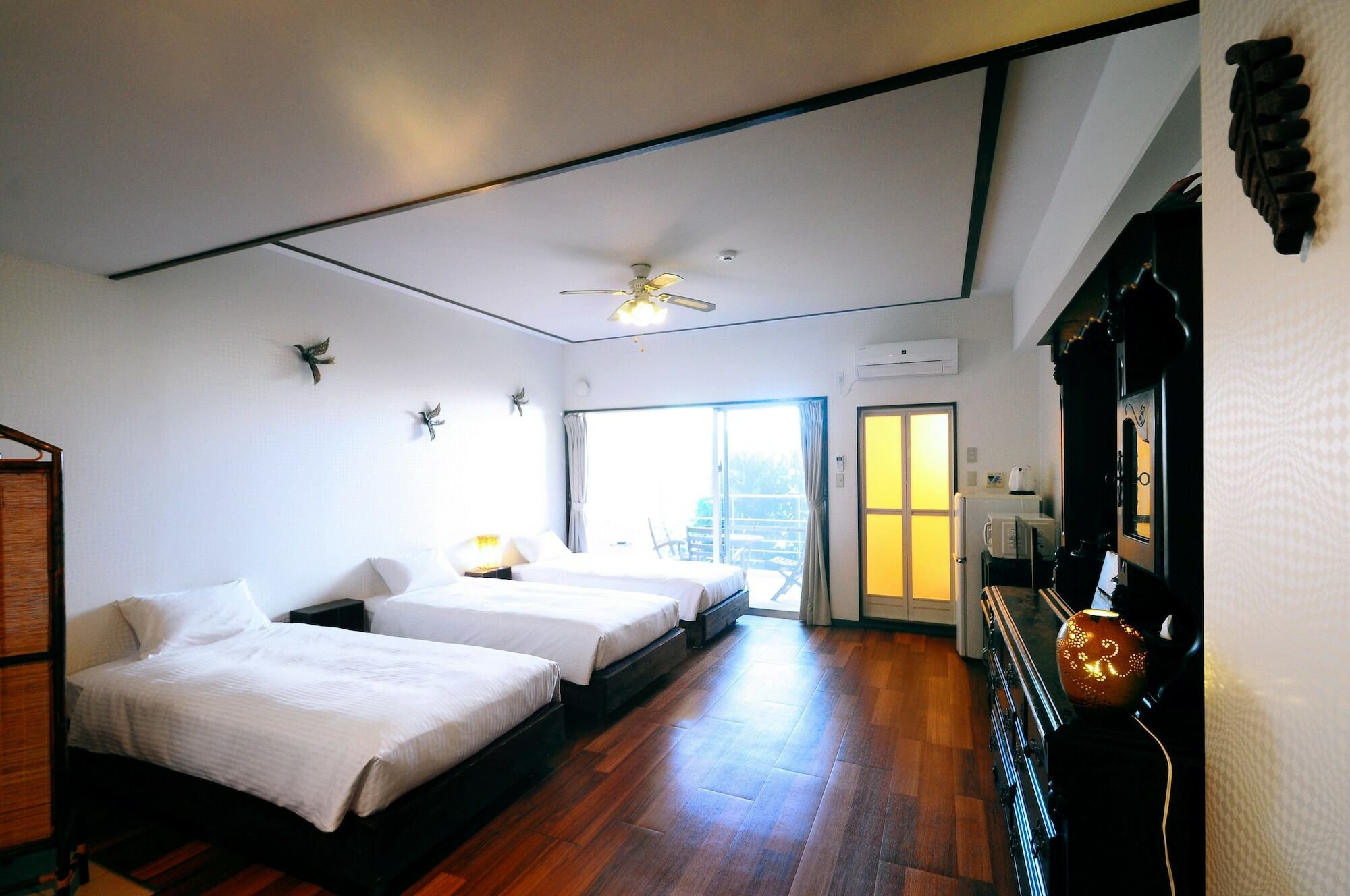 Pension Sunset Beach Накидзин Экстерьер фото